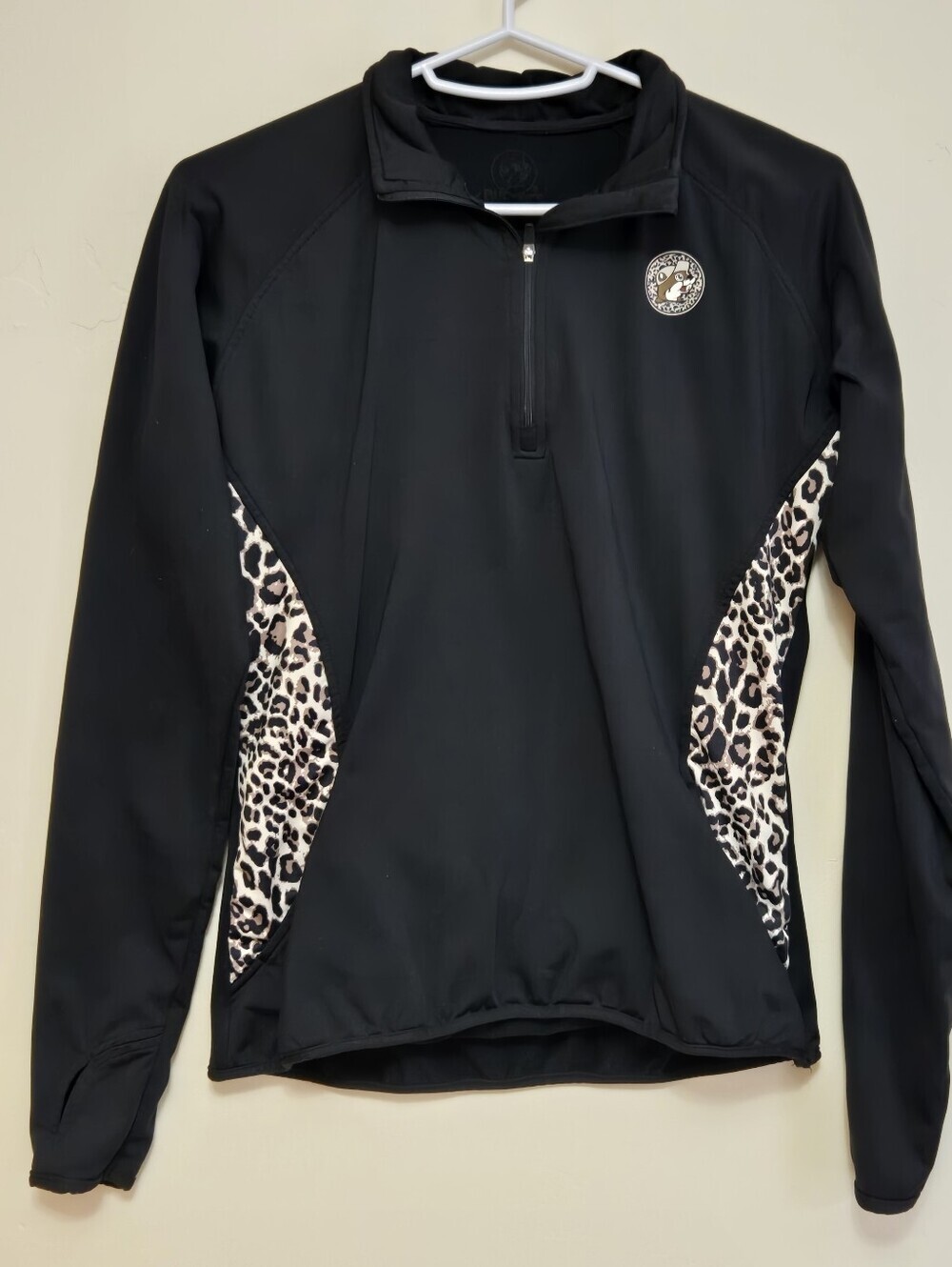 BUC-EES BLACK QUARTER ZIP PULLOVER TOP CHEETAH PRINT WOMEN XS NOVELTY TRAVEL